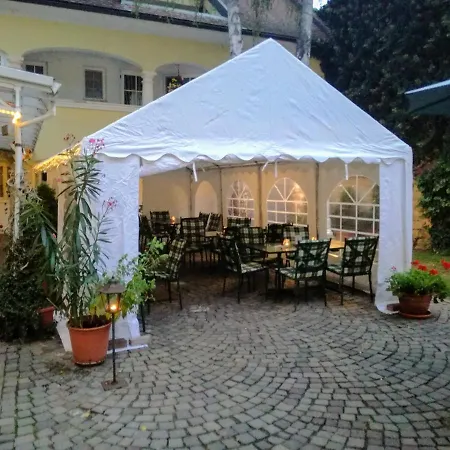 Rathausstueberl