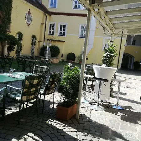 Rathausstueberl *